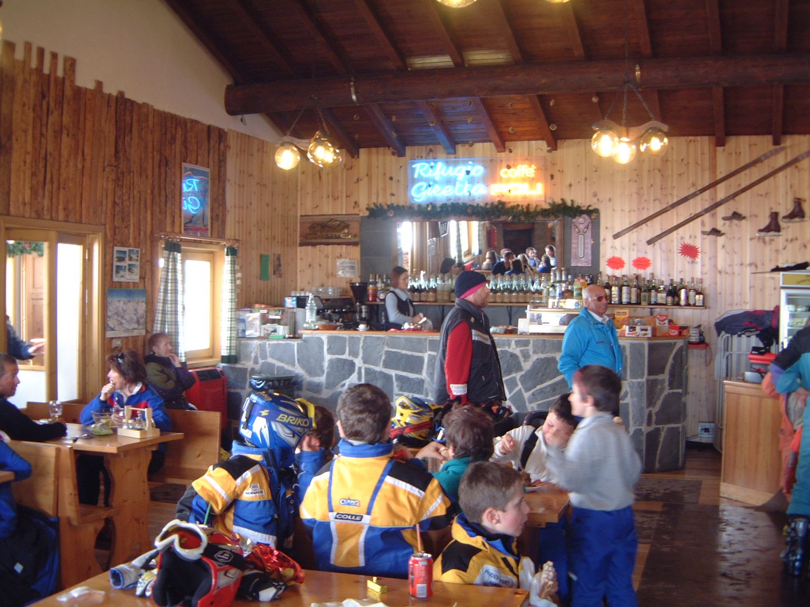 Img 2003 00011